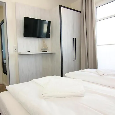 Apartments Im Avalon Hotel Bellevue, Fehmarn アパート フェーマルン